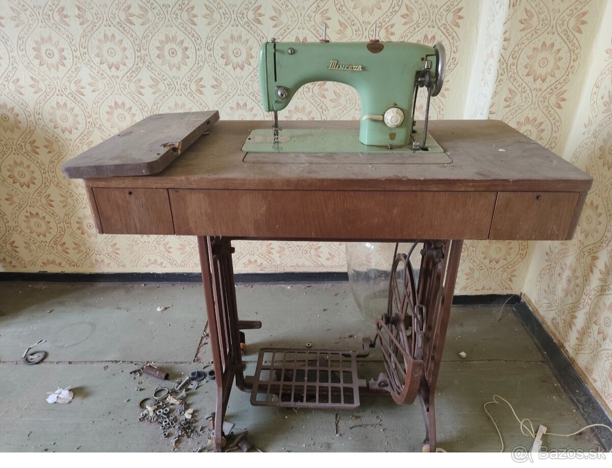 Šijací stroj Minerva