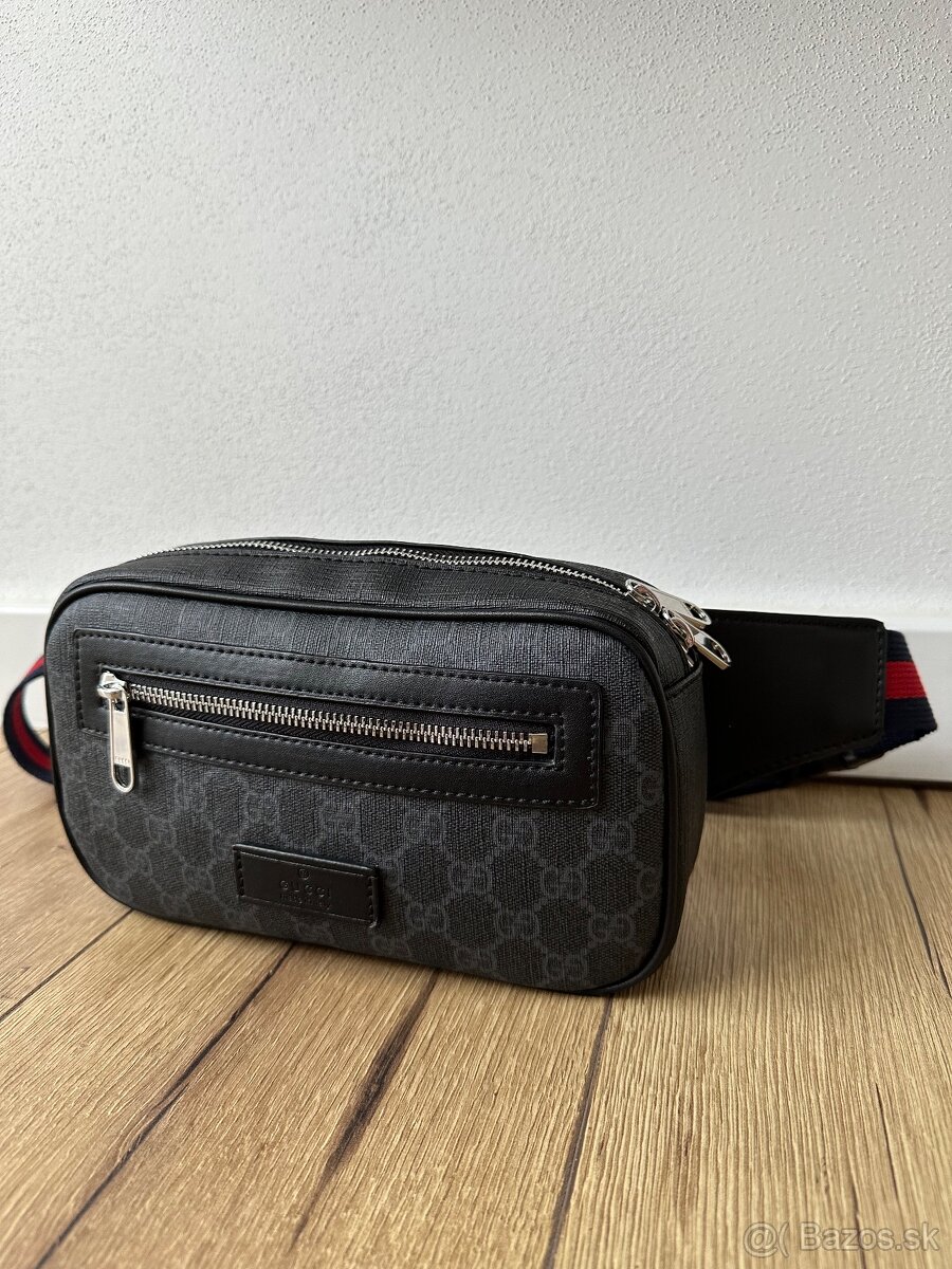 Gucci Supreme canvas belt bag