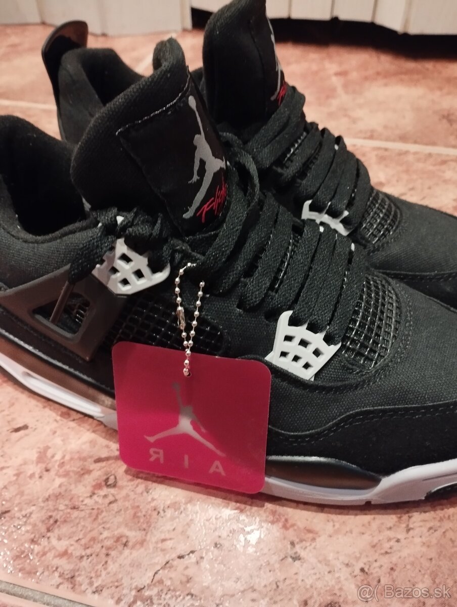Jordan 4 Black Canvas