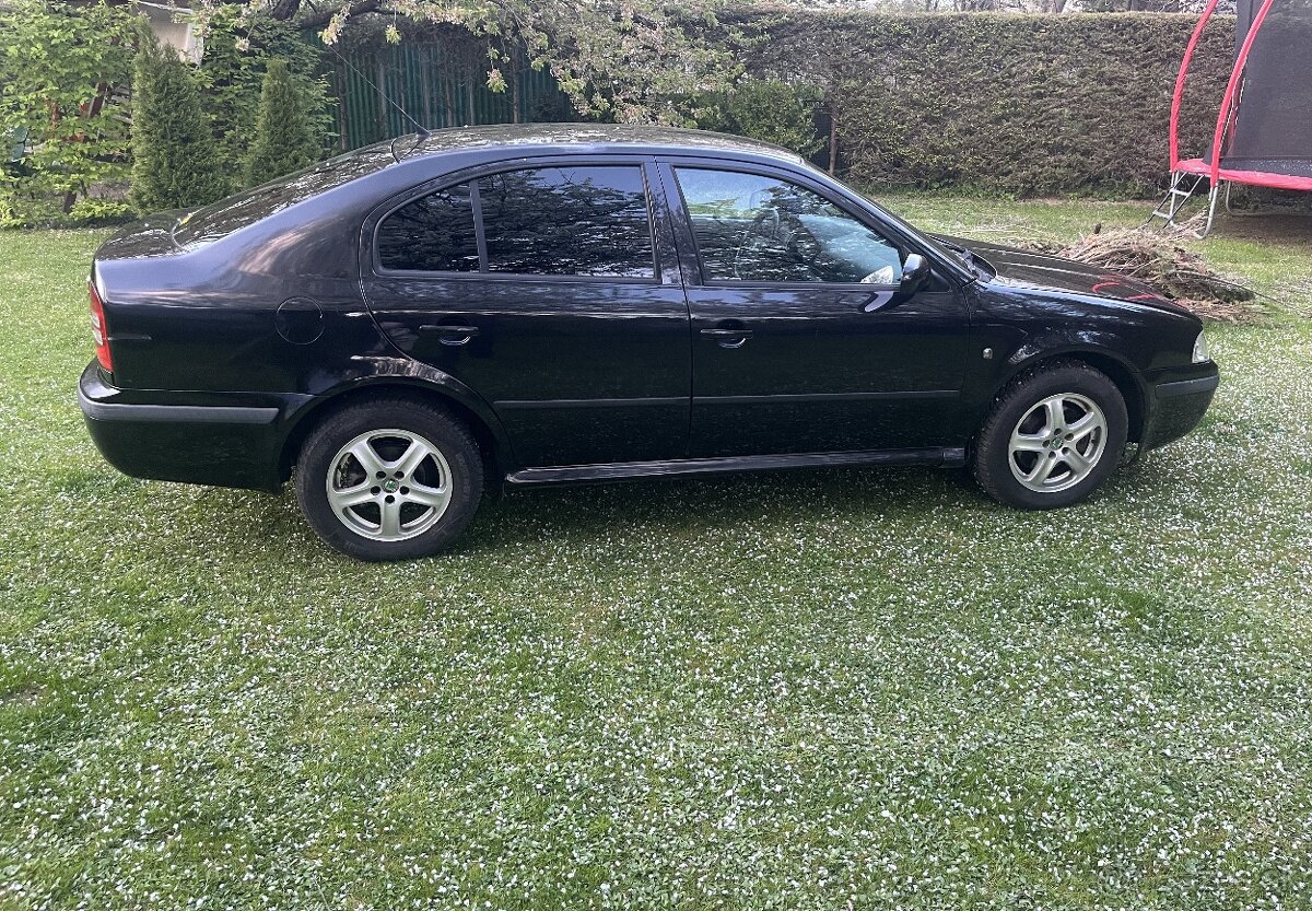 Škoda Octavia Tour 1,9 rv2008