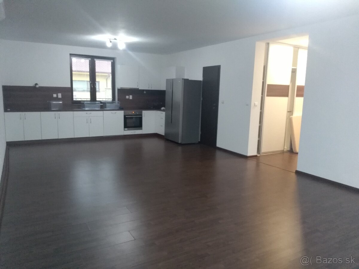 4-izb. novostavba s pozemkom 669 m2 v obci Veľké Janíkovce