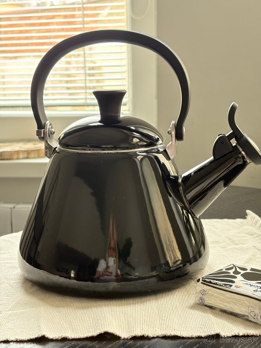 Čajník Le Creuset