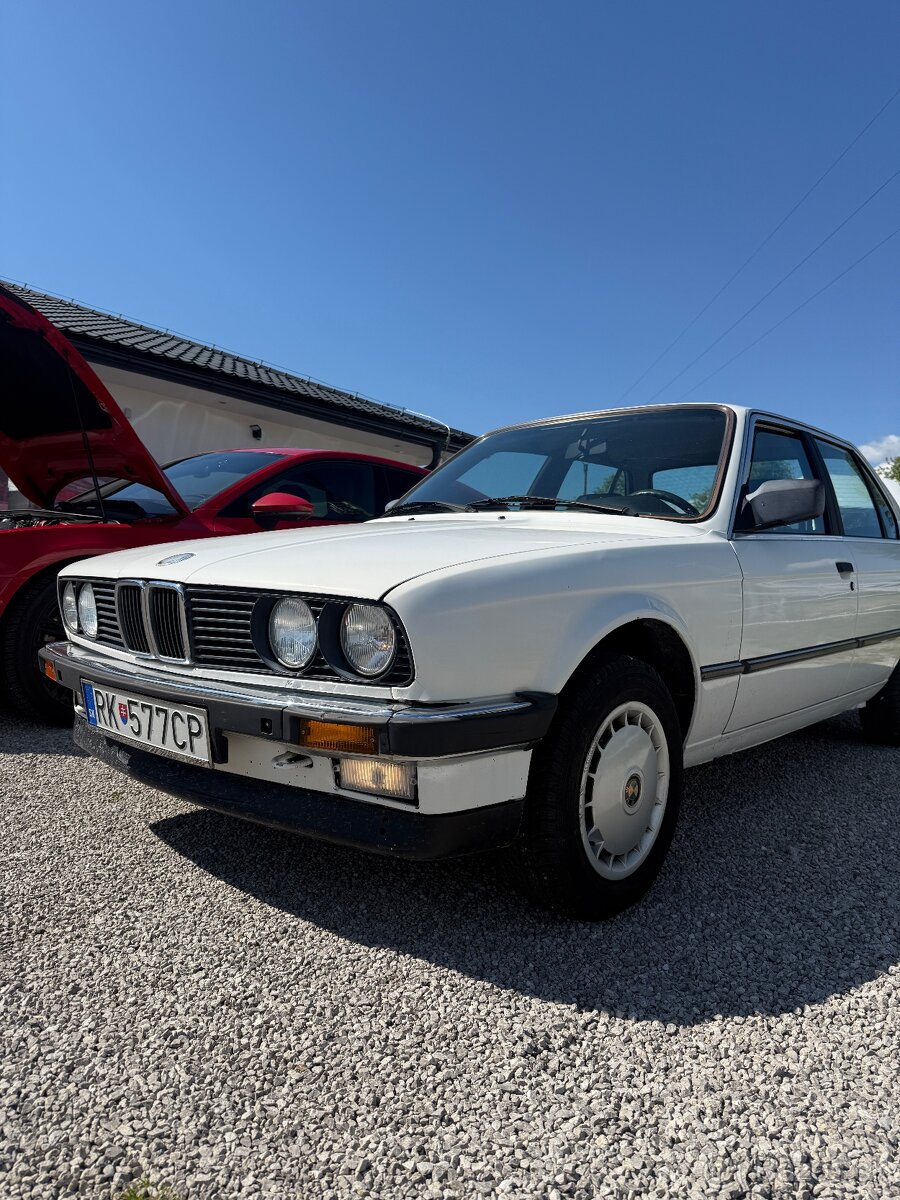 BMW e30 316 ročník 1987