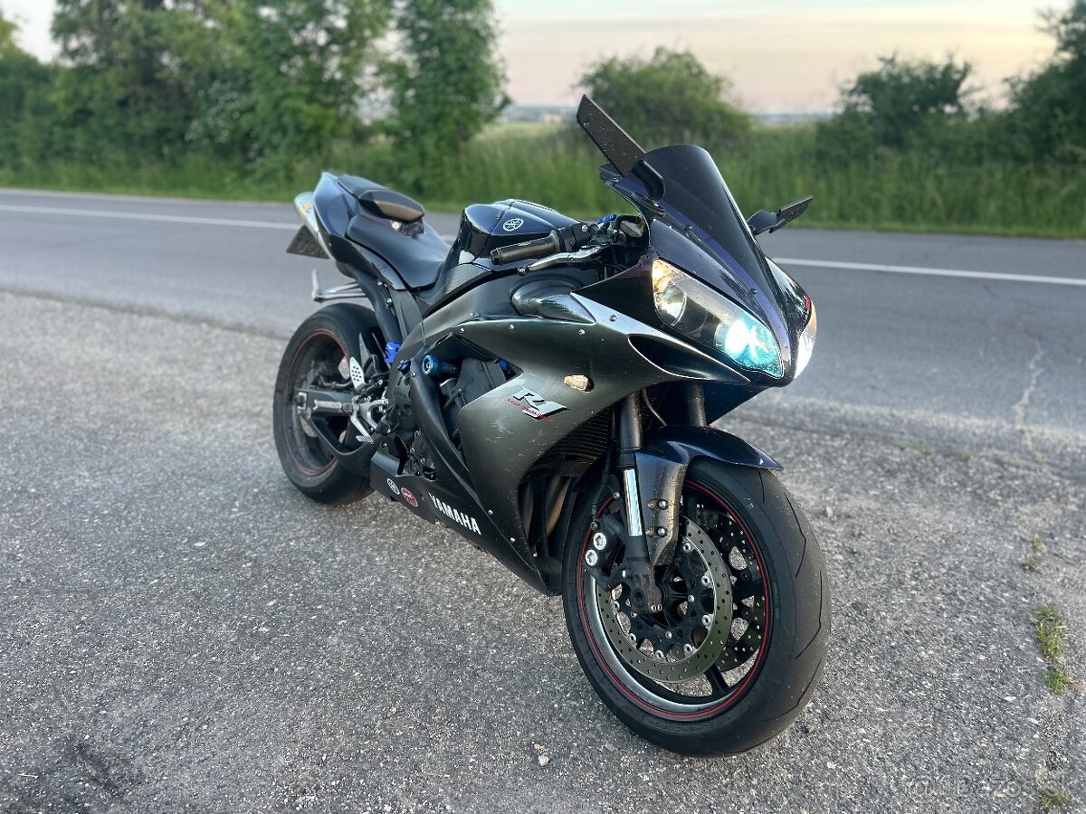 Yamaha YZF-R1 2006 RN12