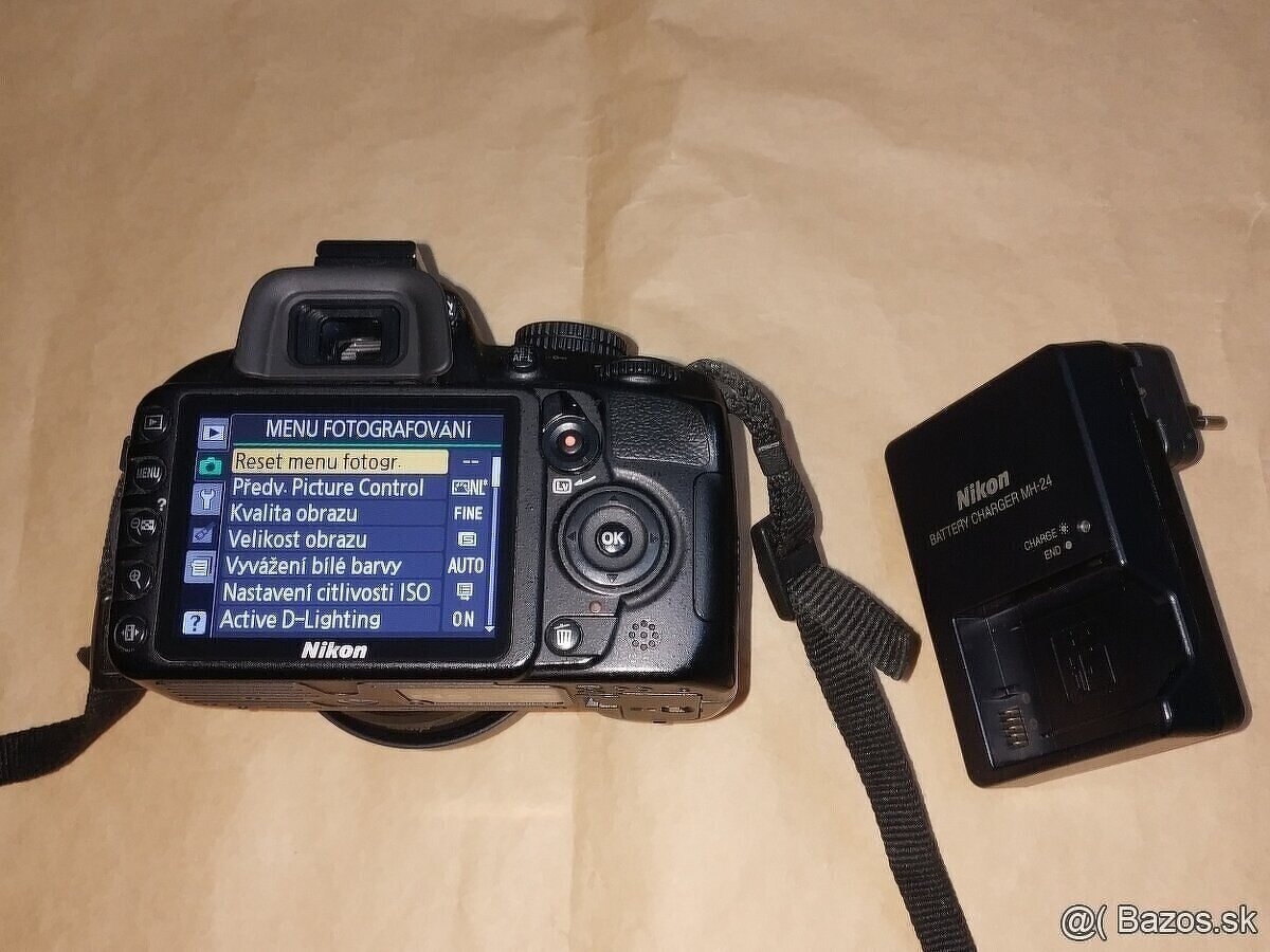 Nikon D3100