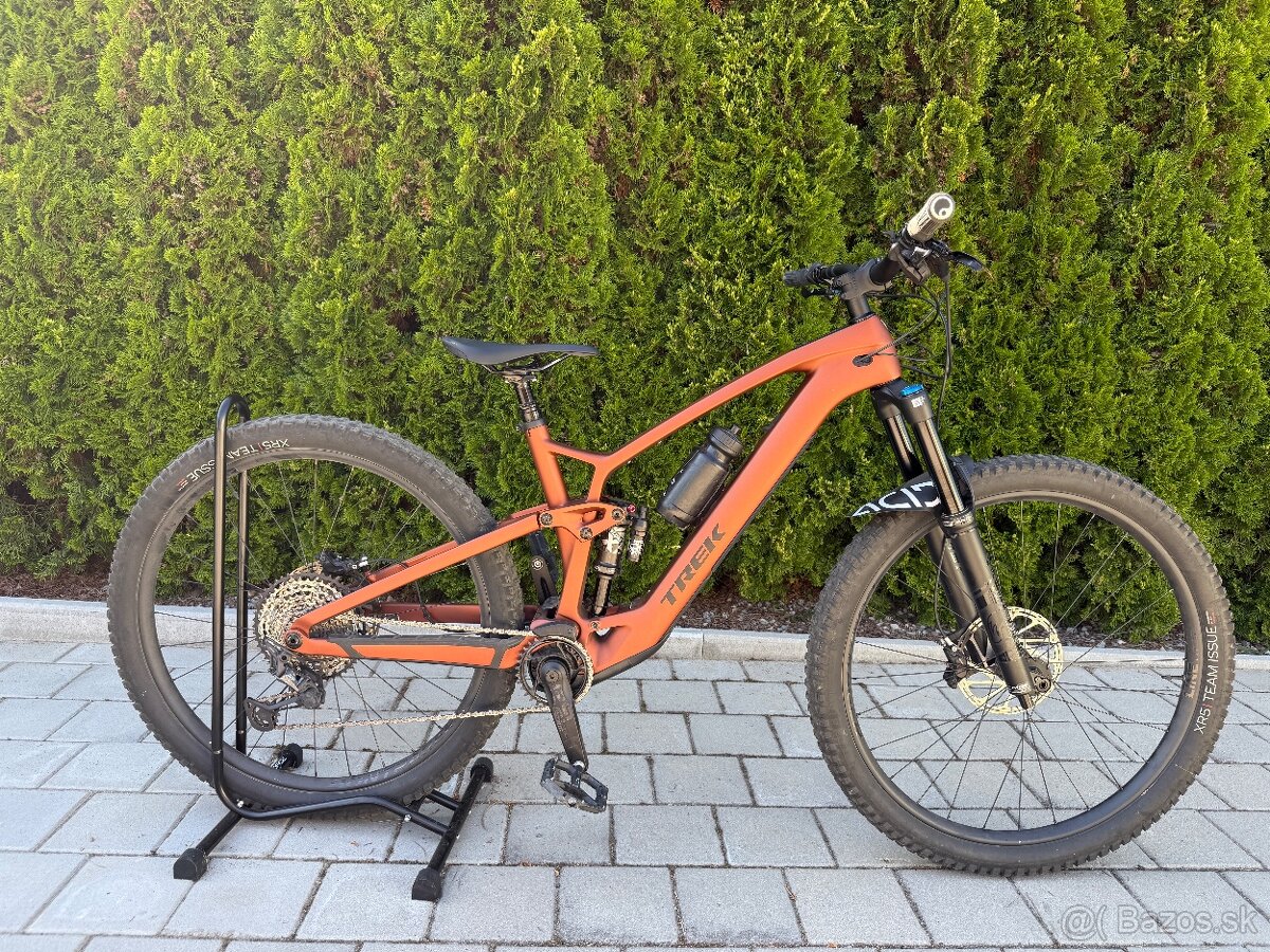 Elektrobicykel Trek Fuel EXe 9.7 Matte Pennyflake