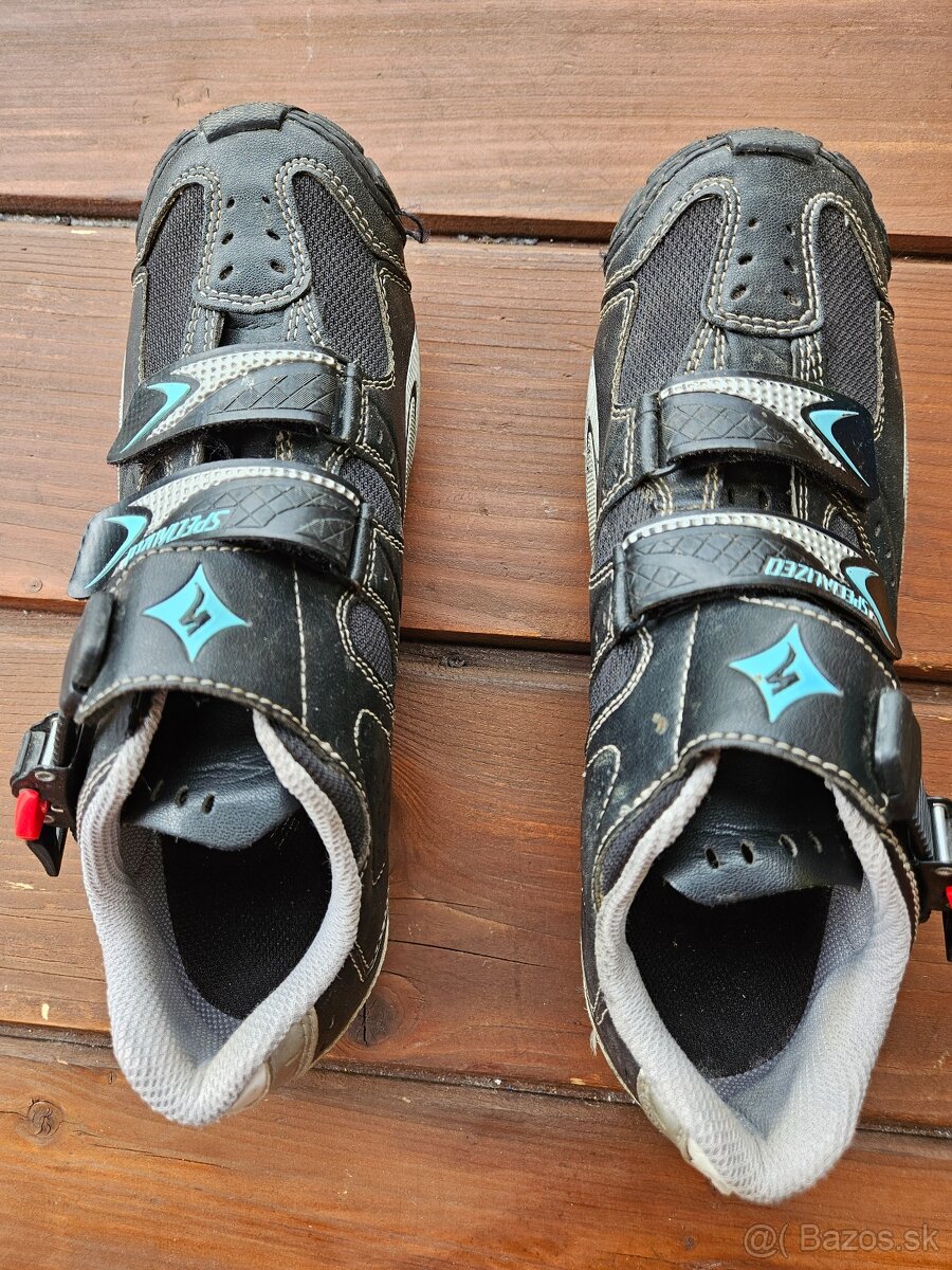 cyklistické tretry na MTB