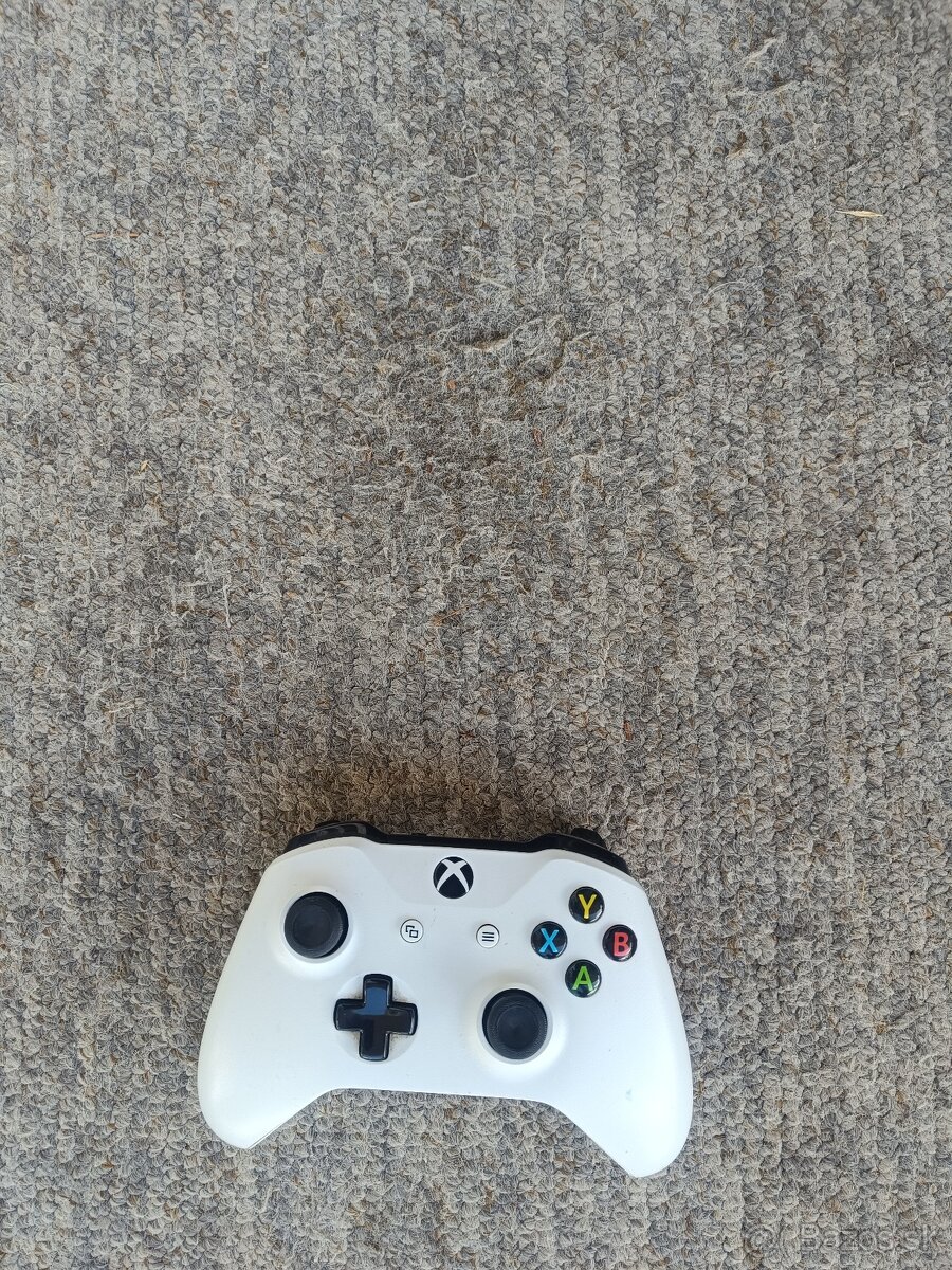Ovládač na Xbox
