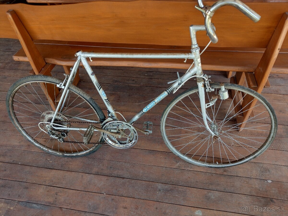 Starý retro bicykel ATALA
