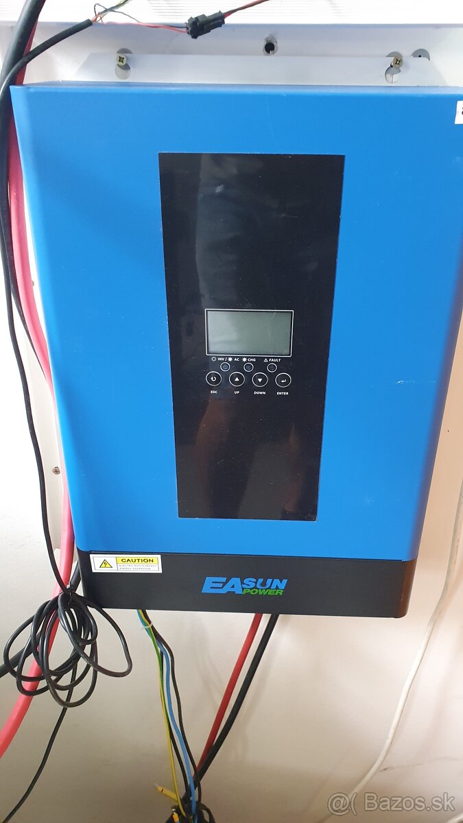 Hybridný solárny invertor EASUN SMG III, 6,2 kW