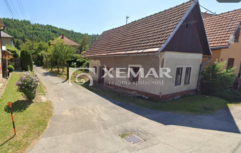 TOP PONUKA Predaj staršieho RD s pozemkom, Šálková-BB