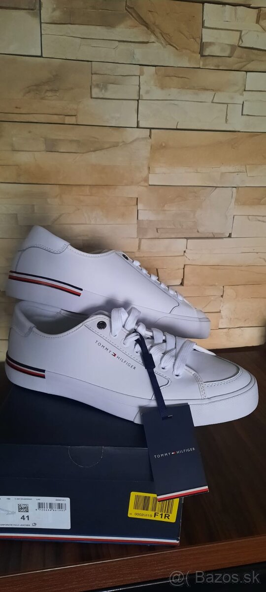 Nové tenisky Tommy Hilfiger, veľ. 41