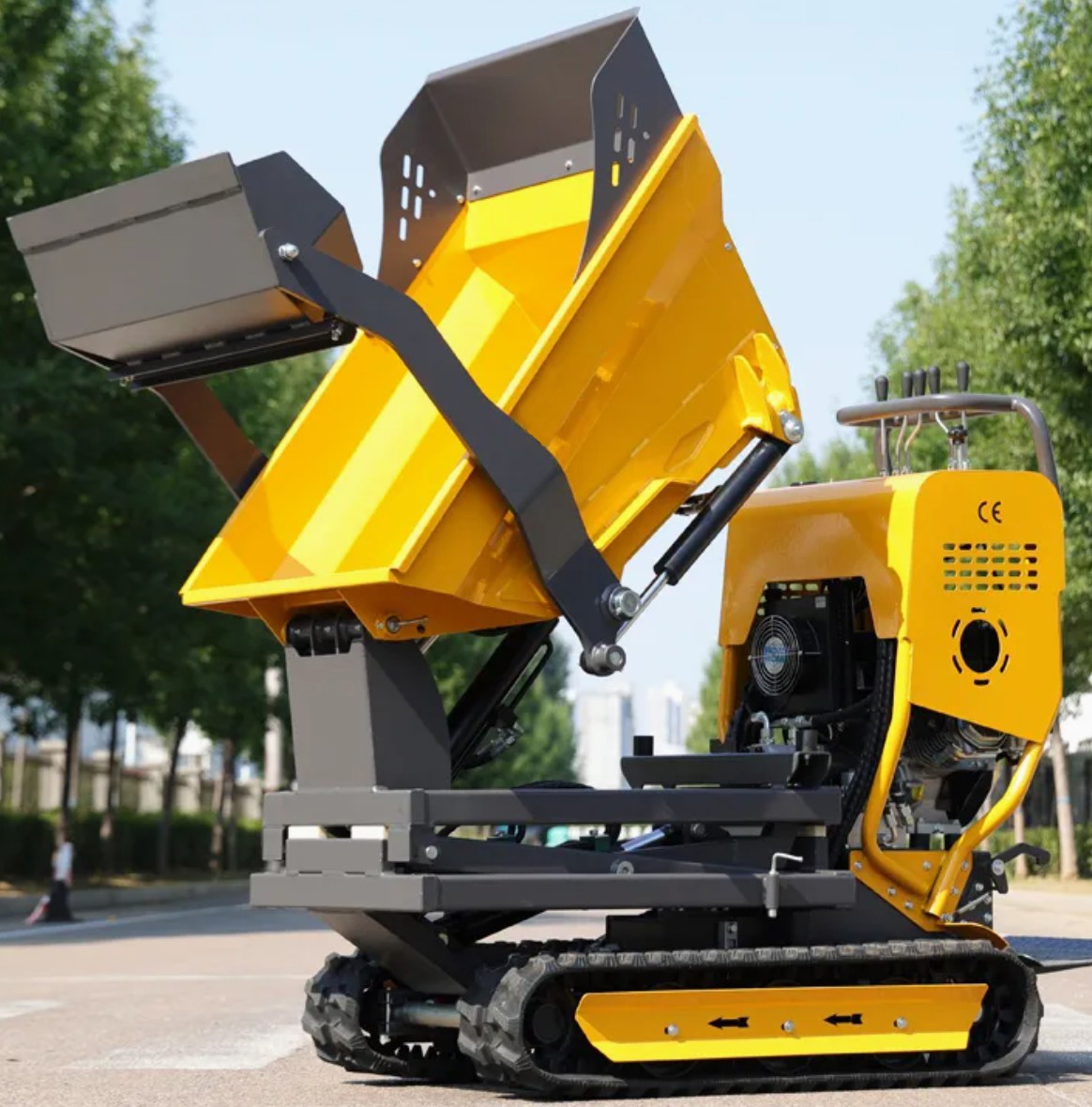 Pásový dumper 500 kg – zvedací korba, motor B & S