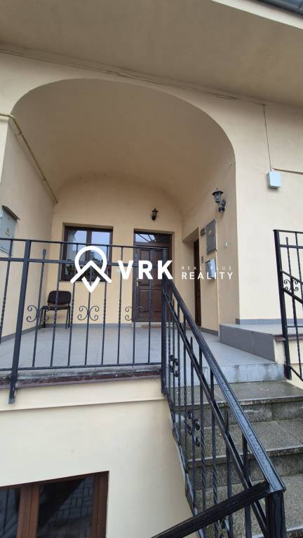 2 IZBOVÝ BYT, ALŽBETINA, KOŠICE - STARÉ MESTO