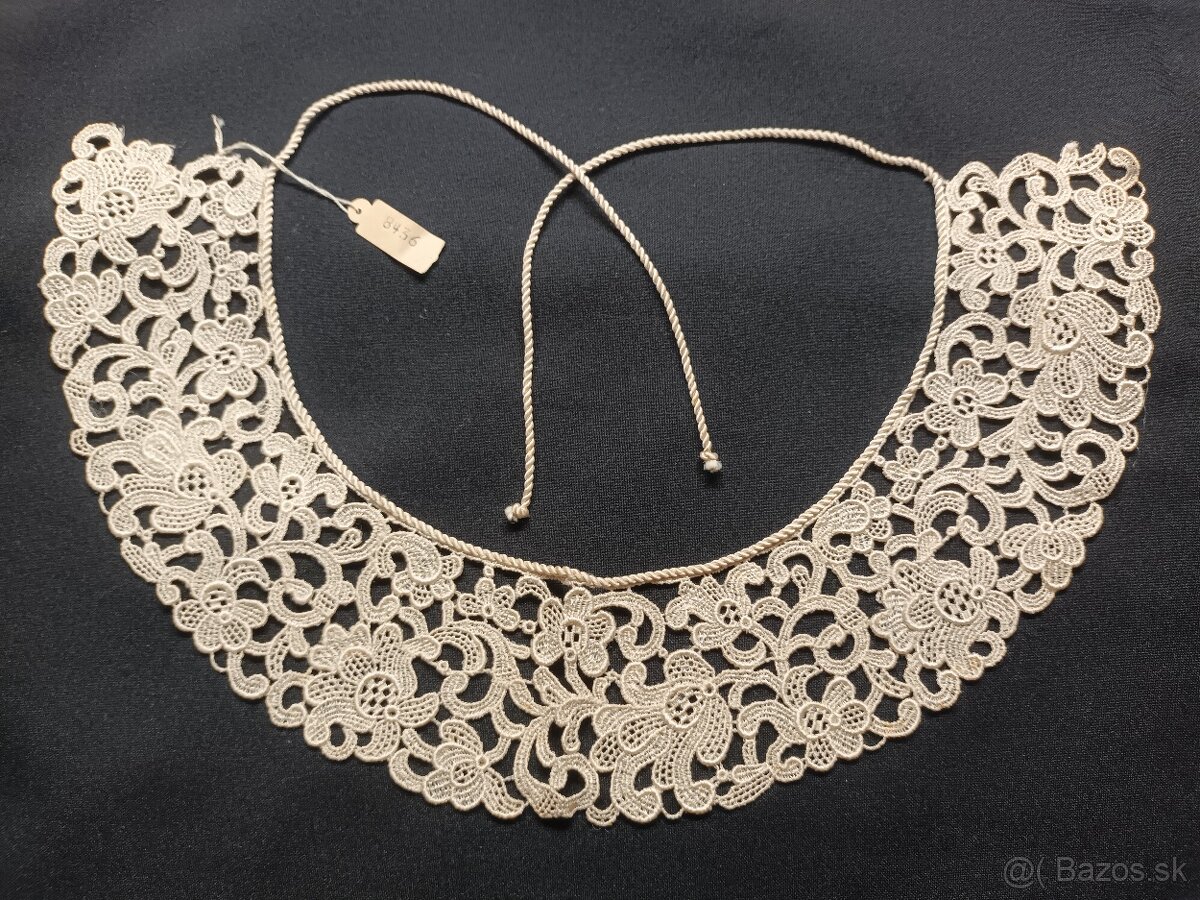 Originál . starožitné ecru čipkové golieriky