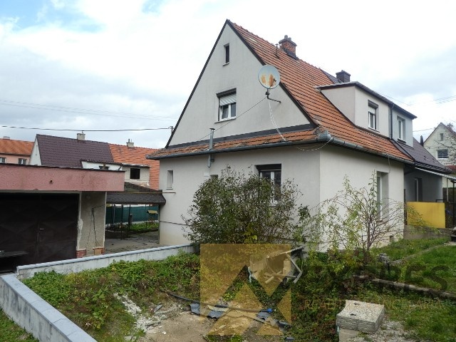 RK EXPRES - predaj rodinný dom v Handlovej, ul. Dimitrovova.