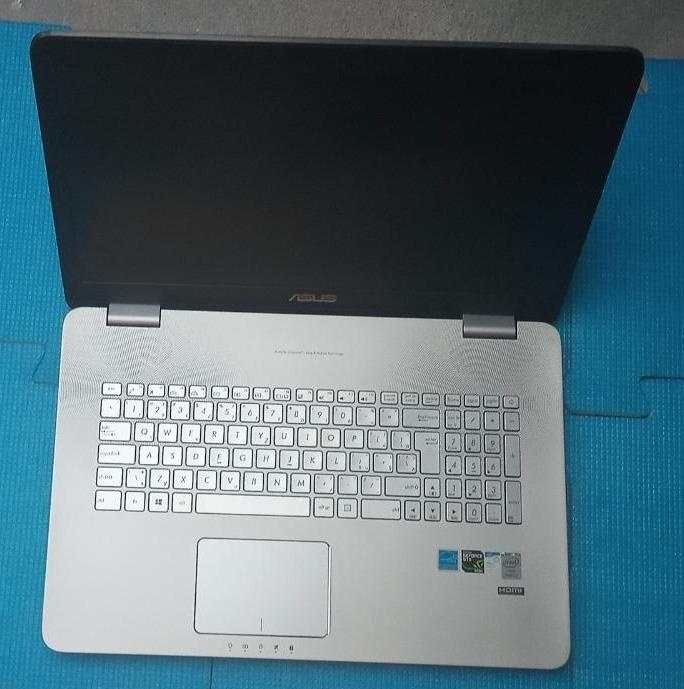 ASUS N751J na opravu alebo na náhradné diely