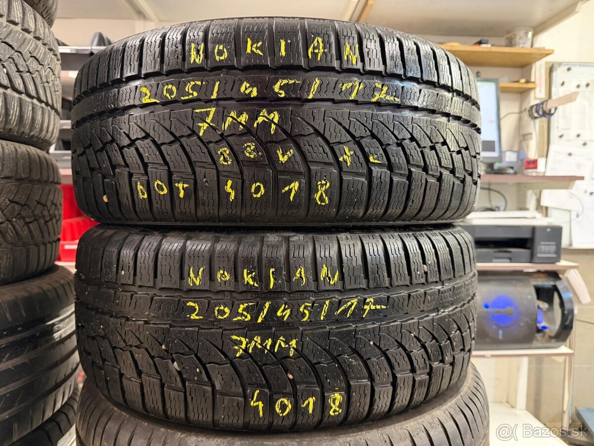R17 205/45 Nokian 88V XL 2x7MM DOT4018 - 70 EUR