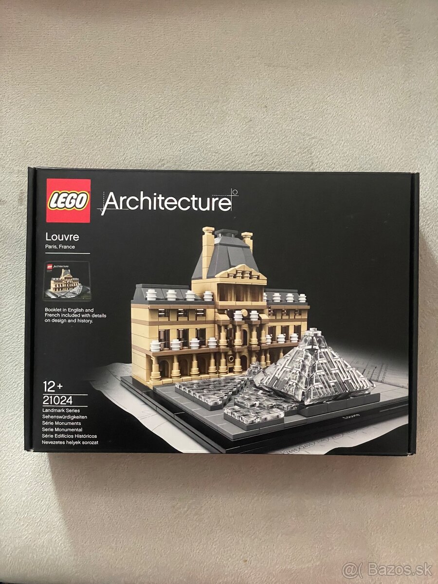 Lego Architecture Louvre