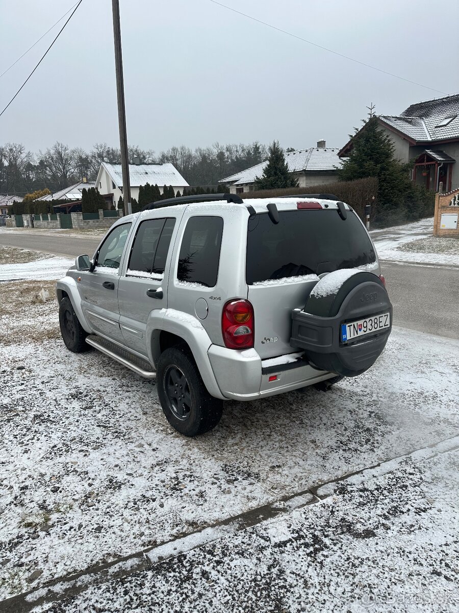 Jeep Cherokee 2,5d 105kw 4x4