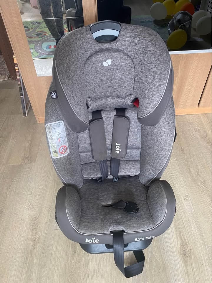 Joie Everystage FX 0-36kg autosedačka