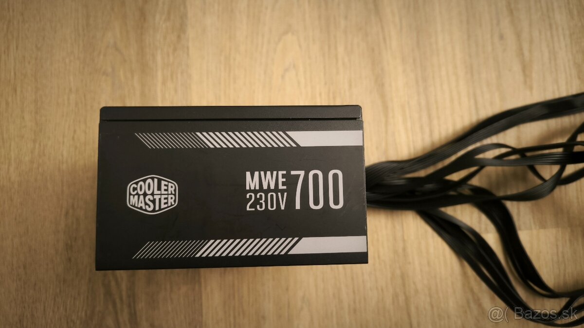 Cooler Master MWE 700W