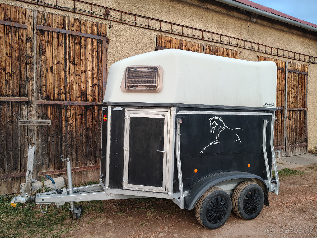 Predam prepravnik na koňe