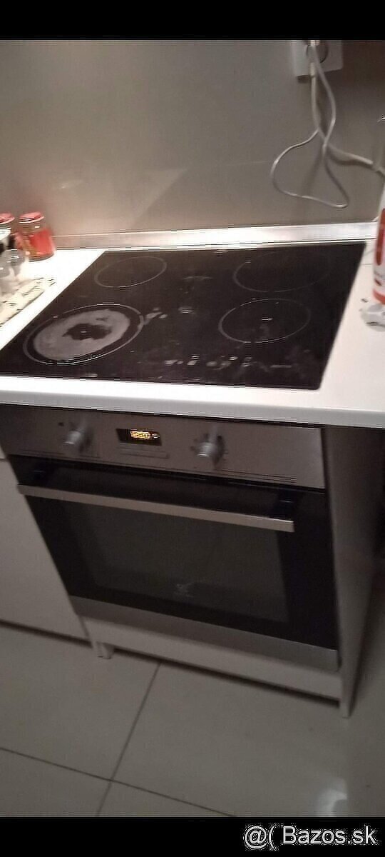 Sklokeramicka varná doska Electrolux