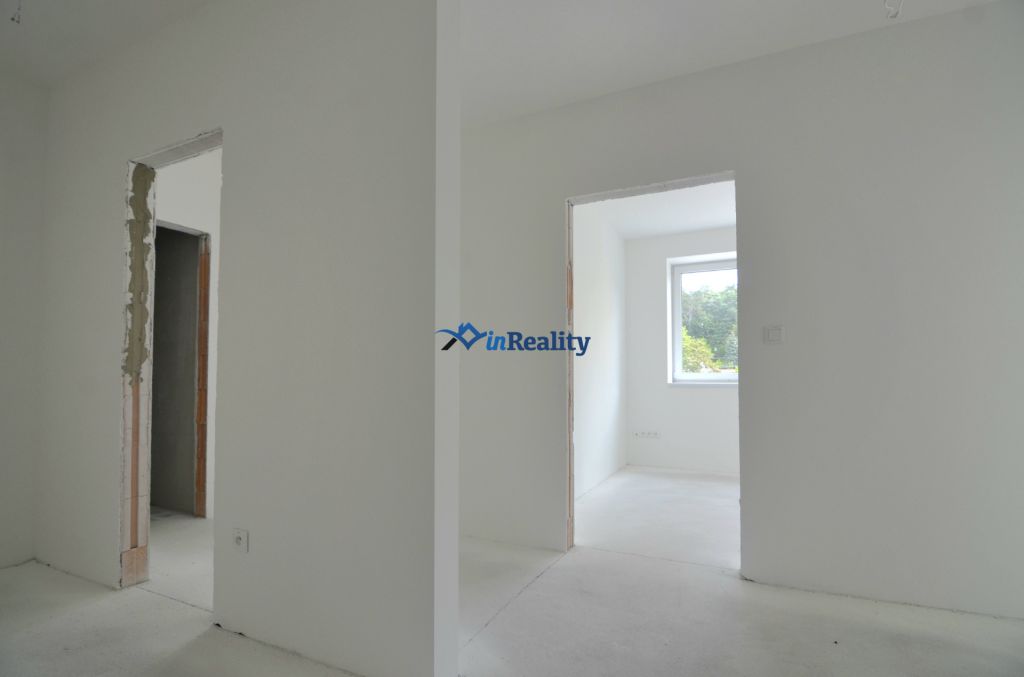 3-izbový byt s balkónom