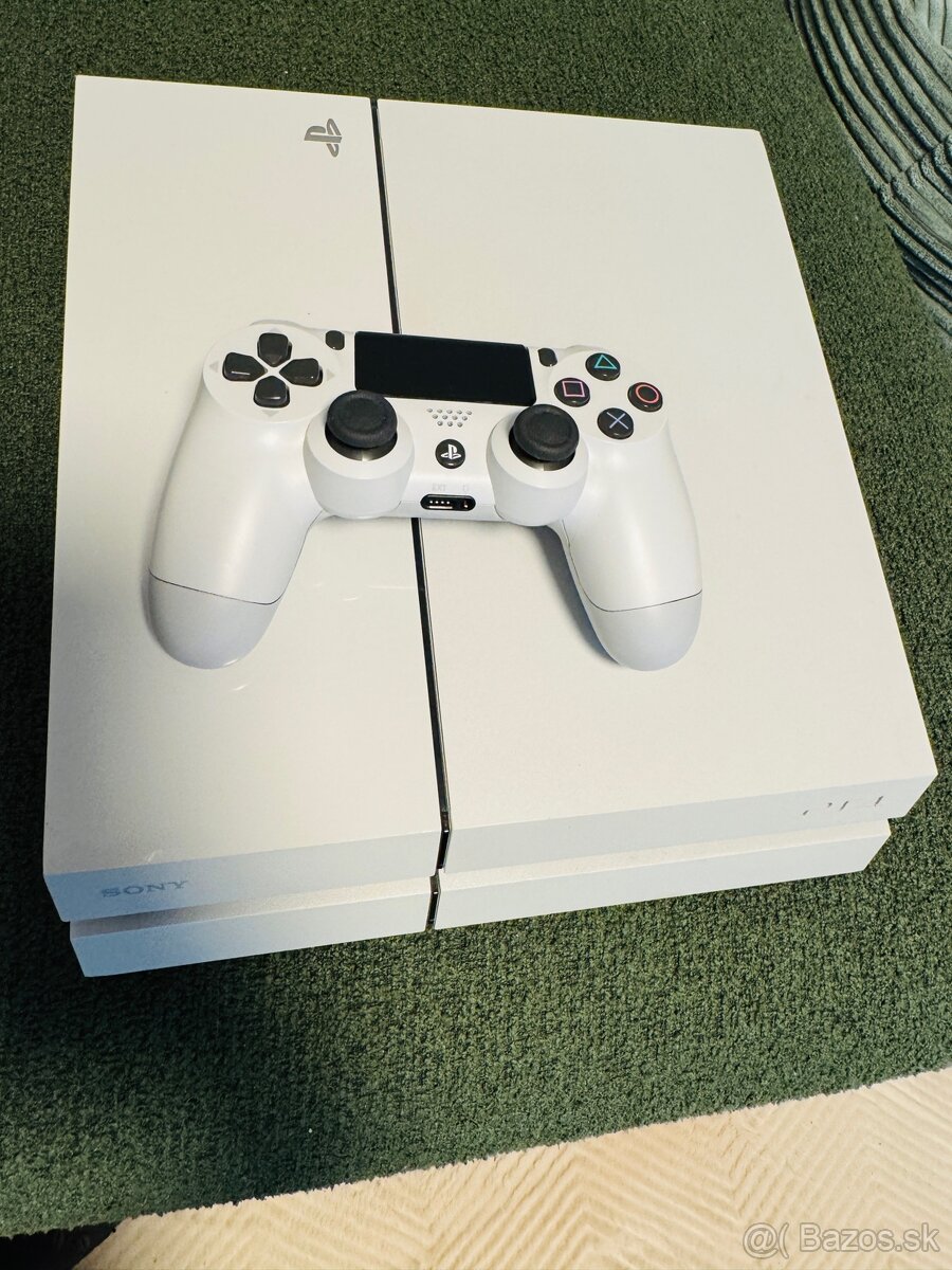 PlayStation 4