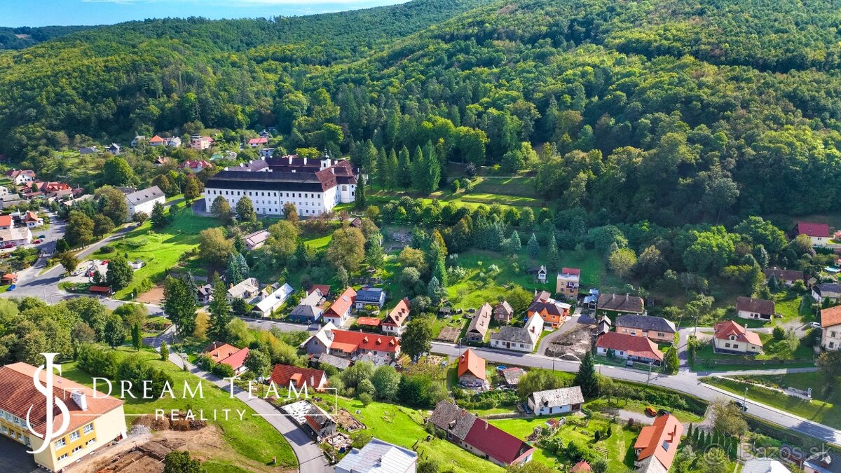 Vidiecky dom v obci Svätý Anton so slnečným pozemkom 1927m2