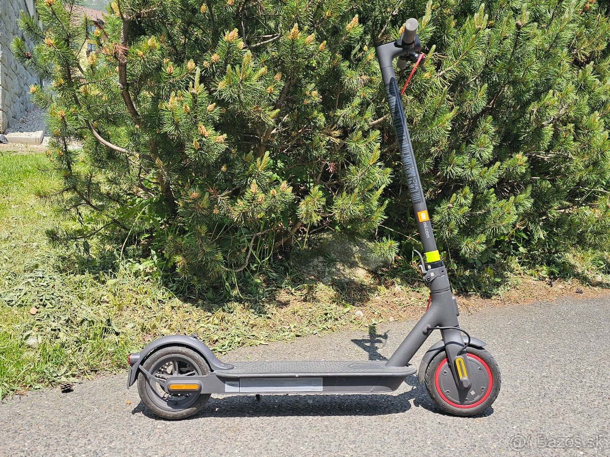 Xiaomi Mi Electric Scooter Pro2