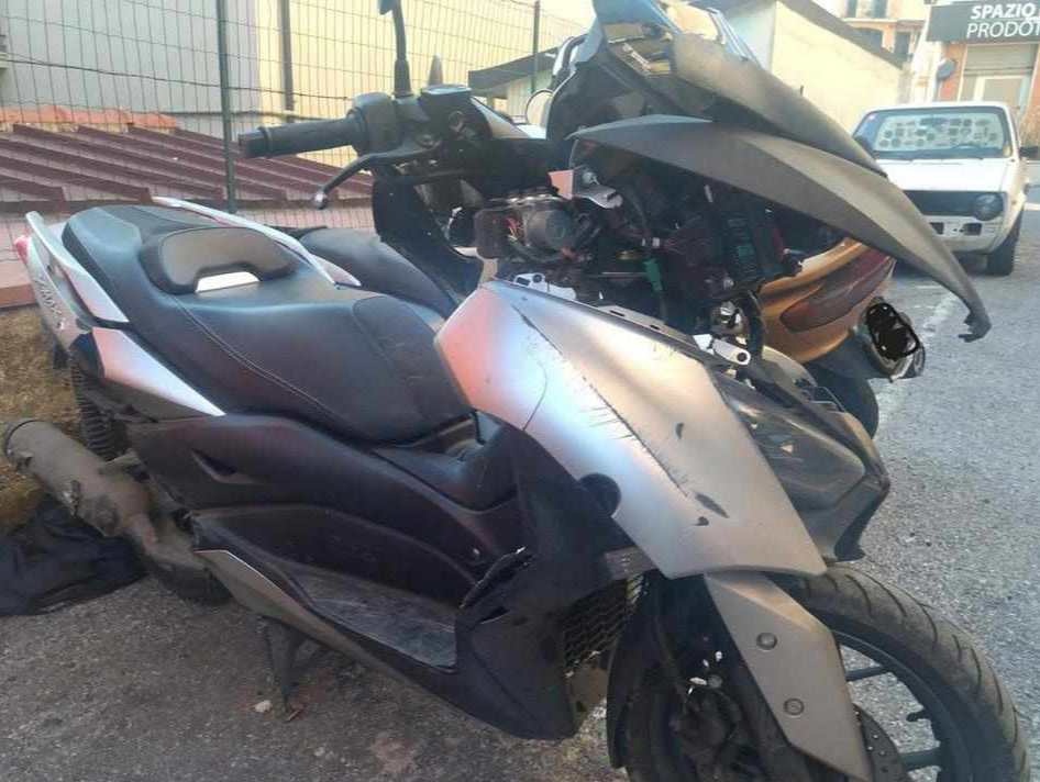 Rozpredám Yamaha X-max 125 250 300