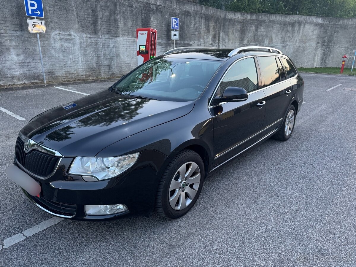 Skoda superb combi 2.0 tdi 103kw 2011