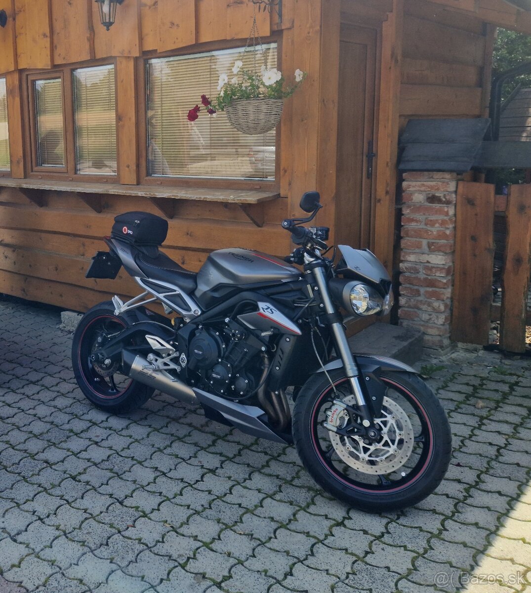 Triumph Street Triple 765 RS