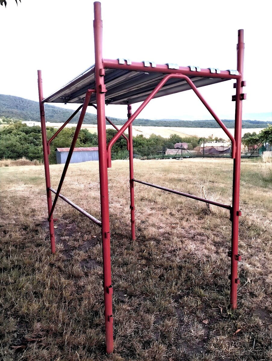 Lešenie
