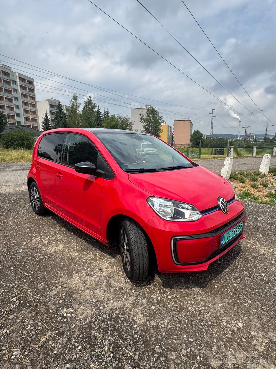 Predám VW e-up - RV 2020, najazdených 28tis.km