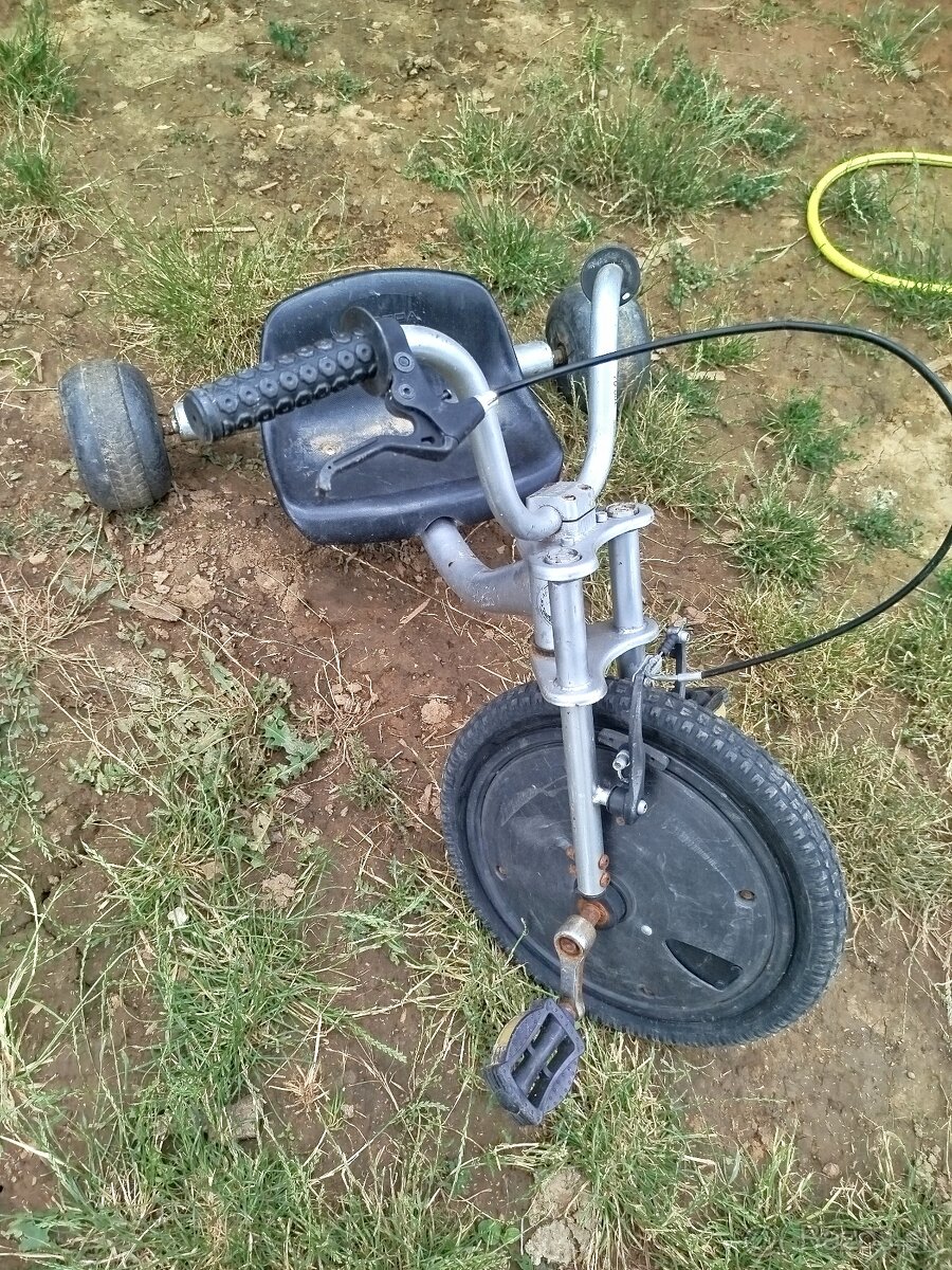Trojkolka