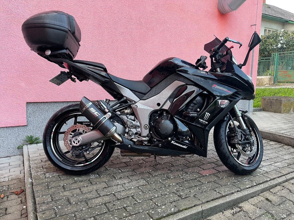 Kawasaki Z1000 sx Black edition