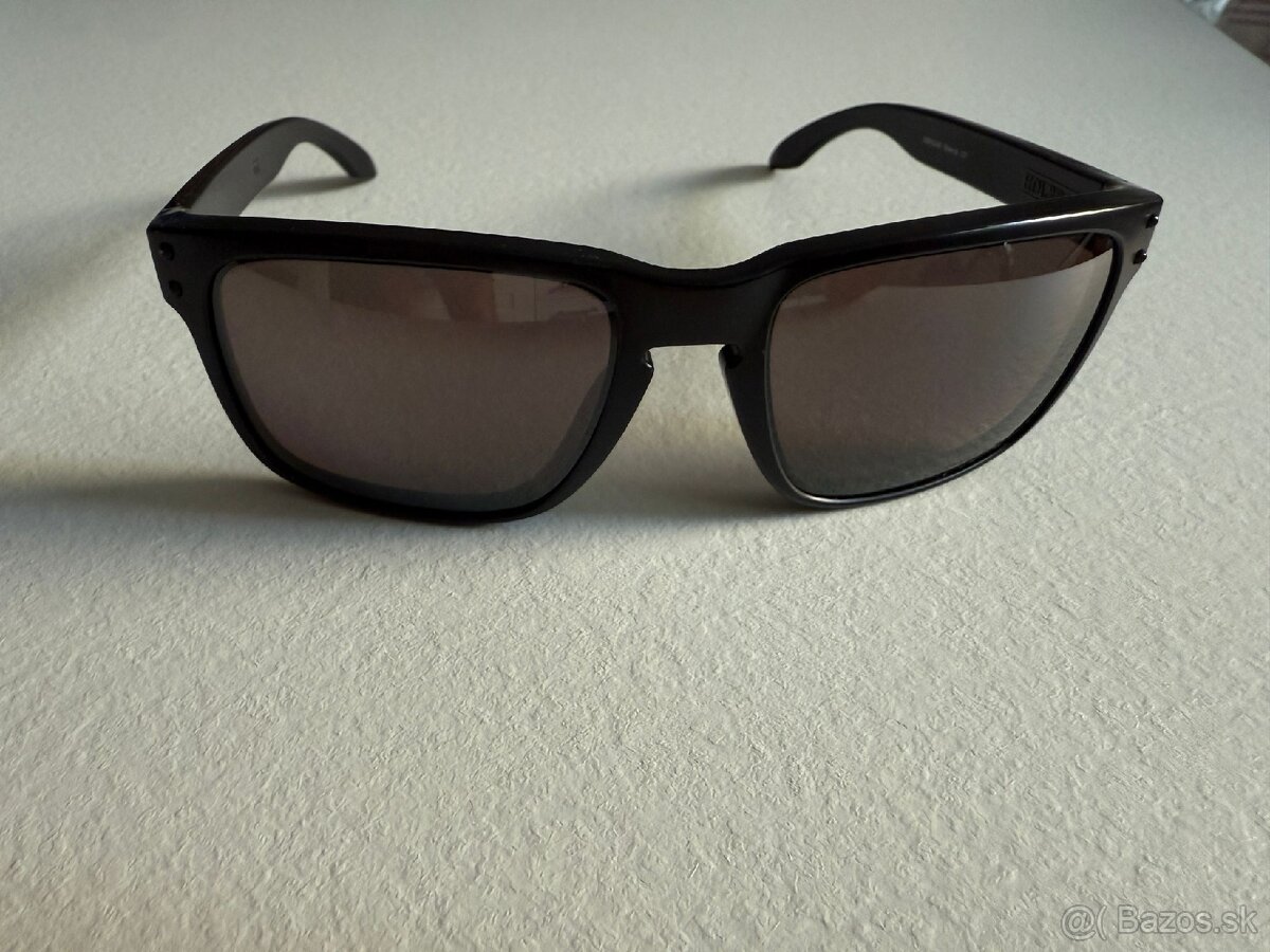 Slnecne okuliare Oakley HOLBROOK OO9102-90