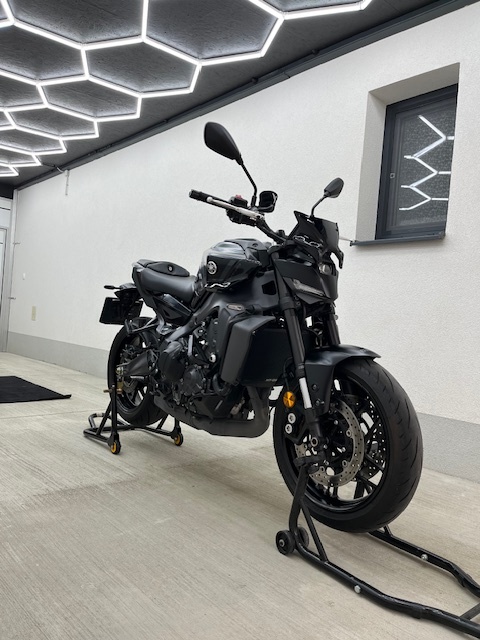 Yamaha MT09 r.2025