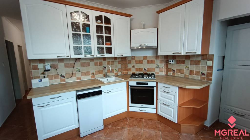 4 izbový byt s dvomi balkónmi Topoľčany