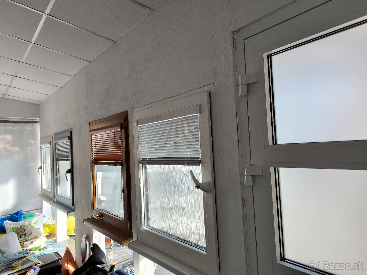 predám 4x plastové okná 90x100