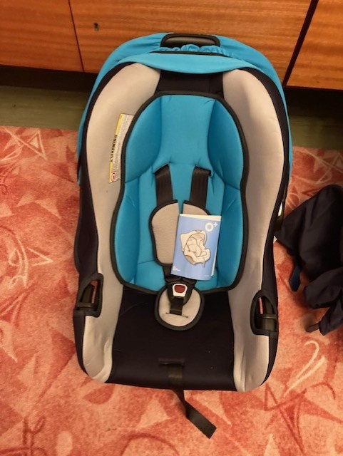 Autosedacka - vajicko do 12 kg