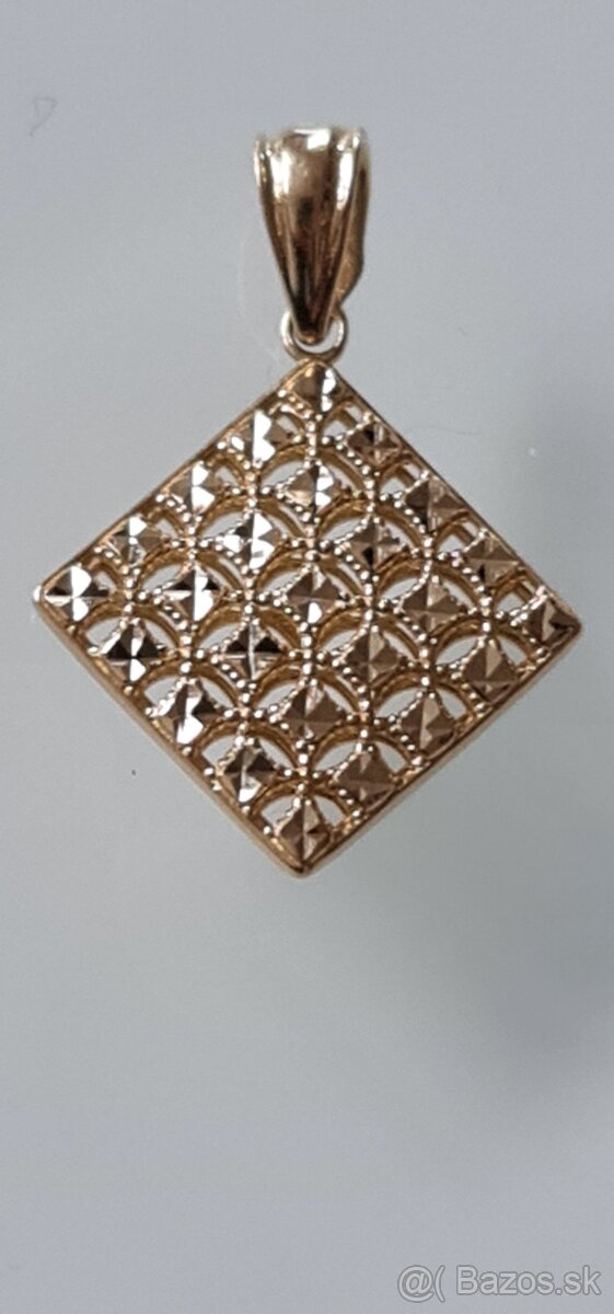 Prívesok z pravého zlata