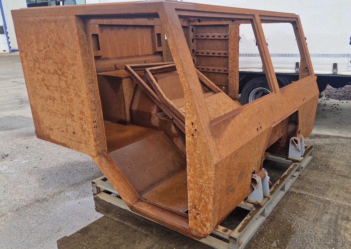 Predám skelet kabíny na Tatra 815-7