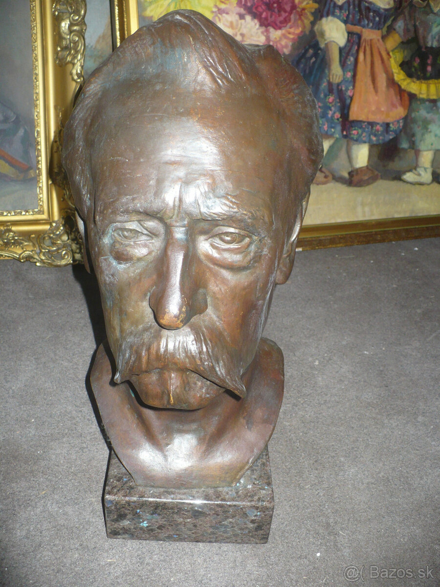 bronzová busta Karl Benz