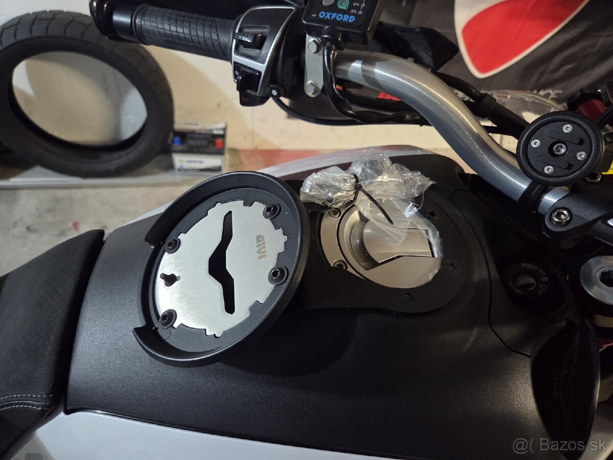 Tankvak tanklock Guzzi v85tt