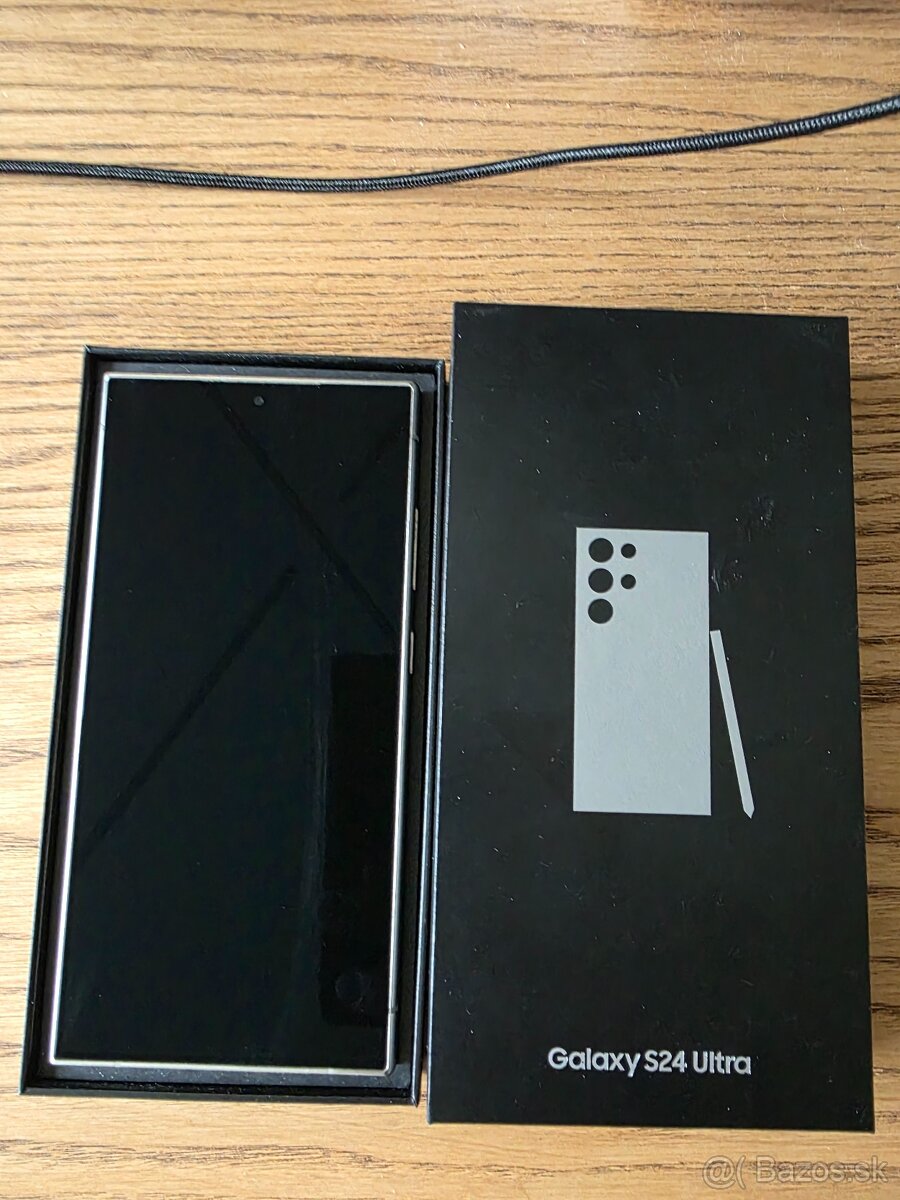 Samsung Galaxy S24 Ultra 12 GB/512 GB, sivý titán - SL, KEMo