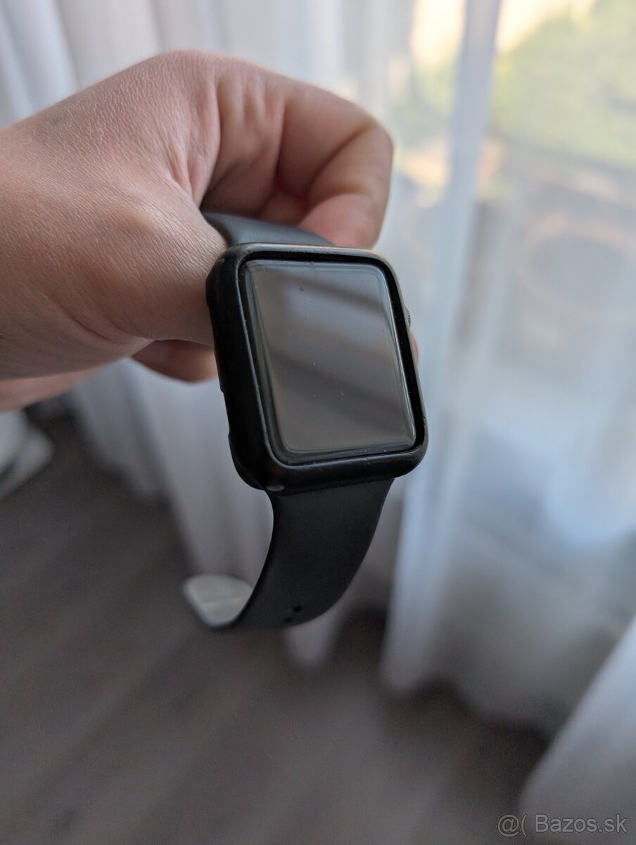 Apple watch 3